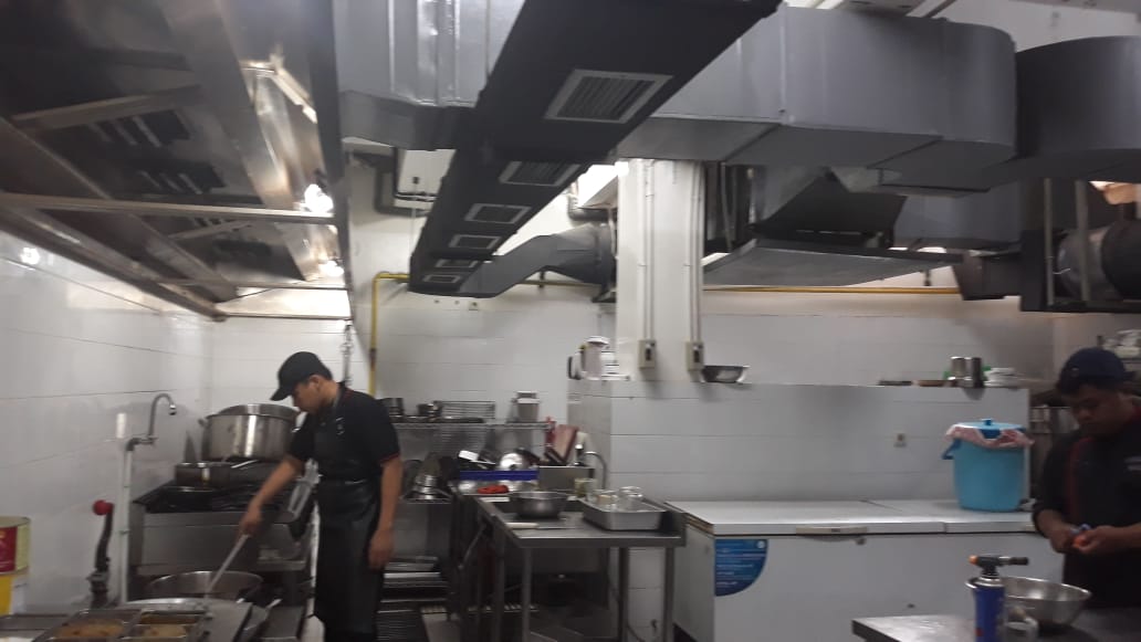 Instalasi Ducting Exhaust Dapur Restoran